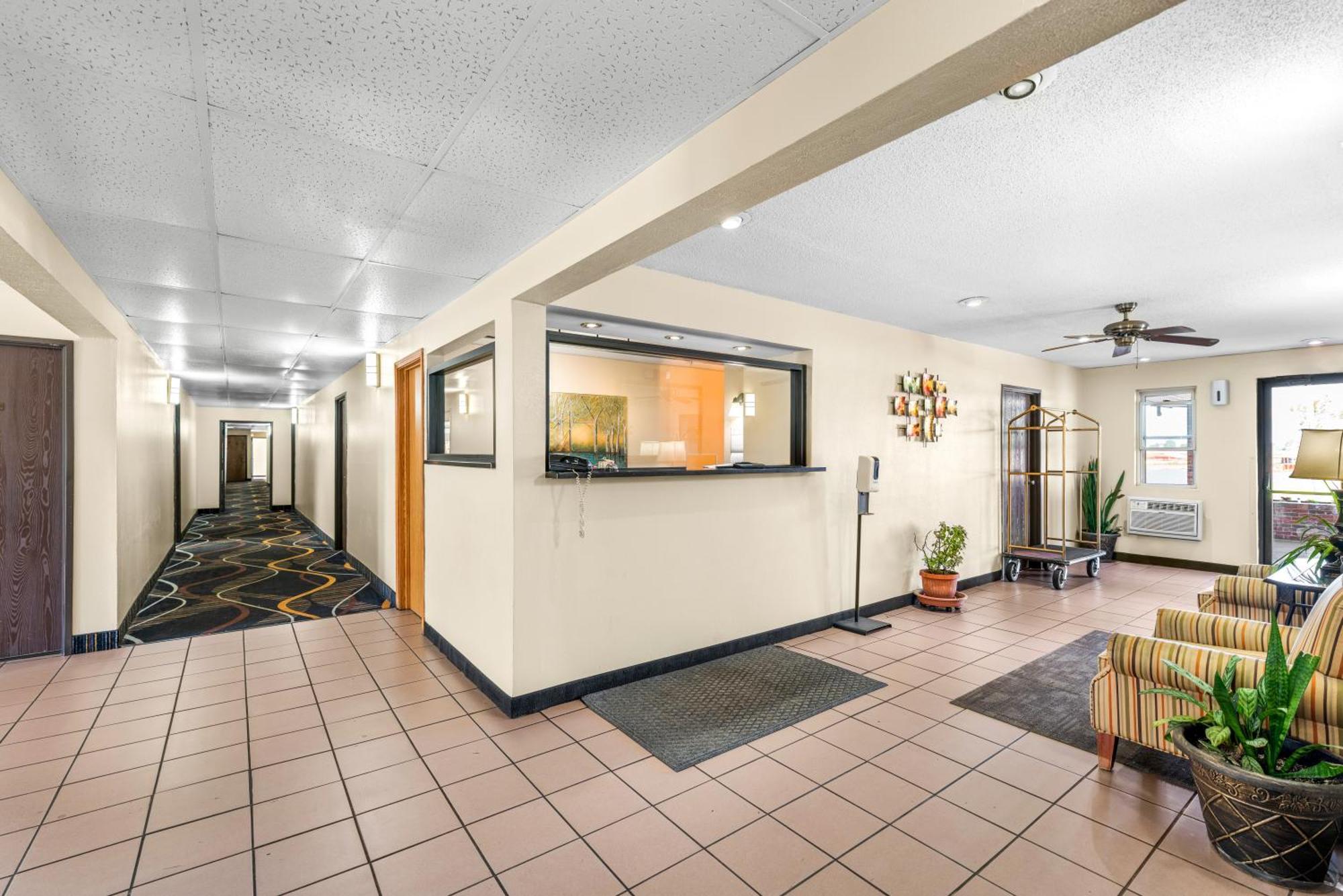 Americas Best Value Inn Decatur Εξωτερικό φωτογραφία